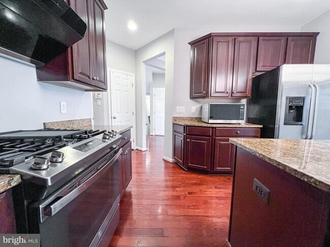 Building Photo - 3909 Beeker Mill Pl