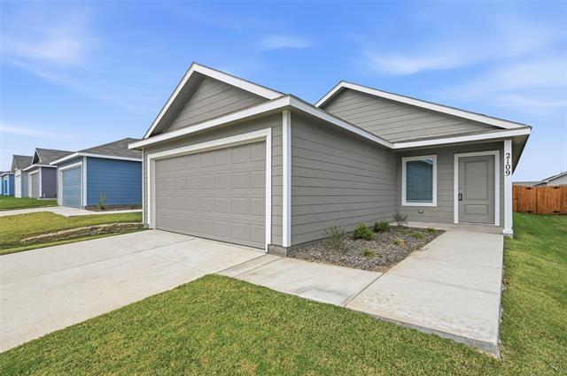 Building Photo - 2109 Spartan Dr