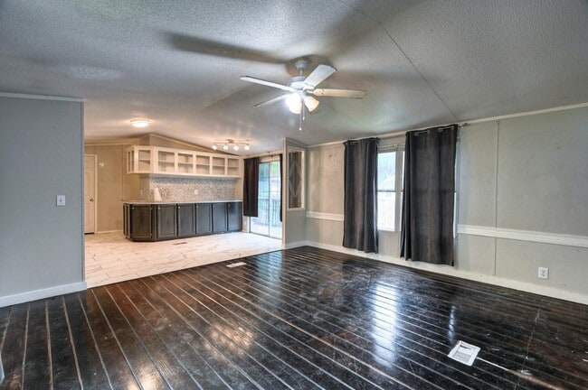 Building Photo - 13204 Enchanted Vista
