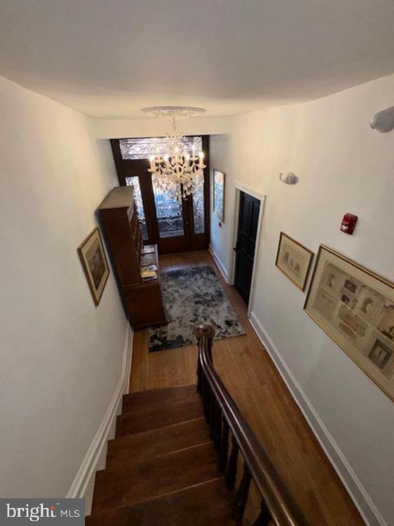 Building Photo - 106 S Church St