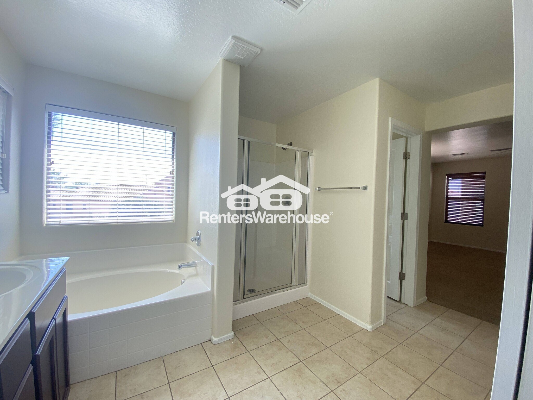 Building Photo - 4171 E Waterman Ct