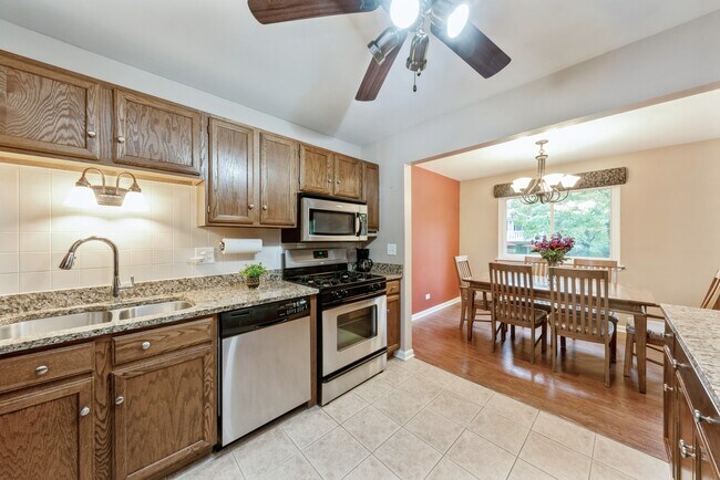 Building Photo - 1125 Auburn Ln