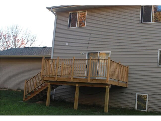 Building Photo - 23179 Arrowhead St NW