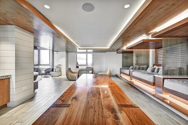 Building Photo - 3005 Peachtree Rd