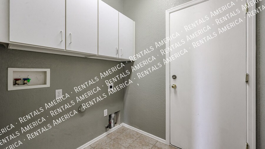 Building Photo - 11555 W Kinderman Dr