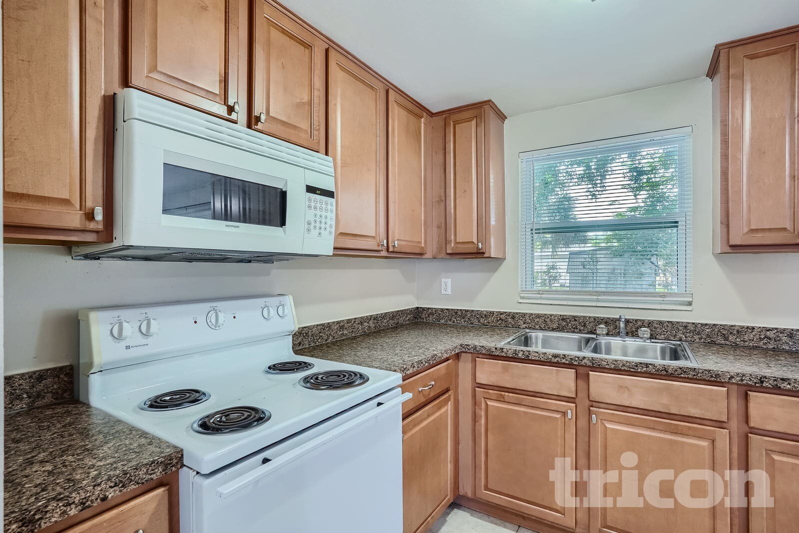 Building Photo - 5024 S 85th St