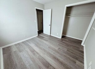 Building Photo - 2609 County Line Rd SW