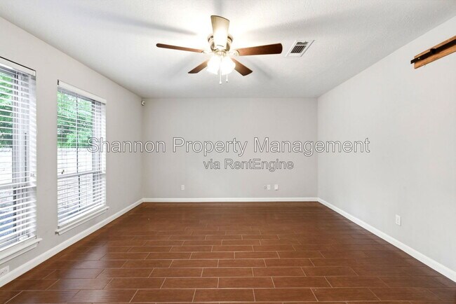 Building Photo - 6307 Jadecrest Dr