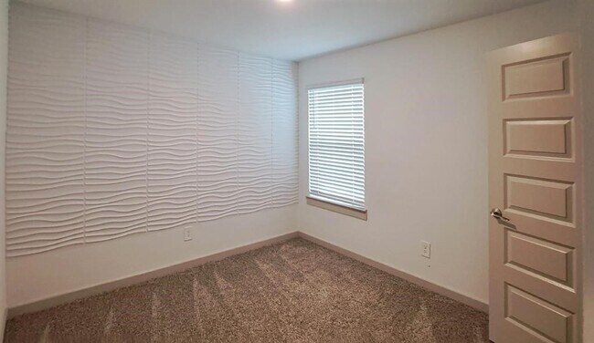 Building Photo - 28930 Yulee Mill Dr