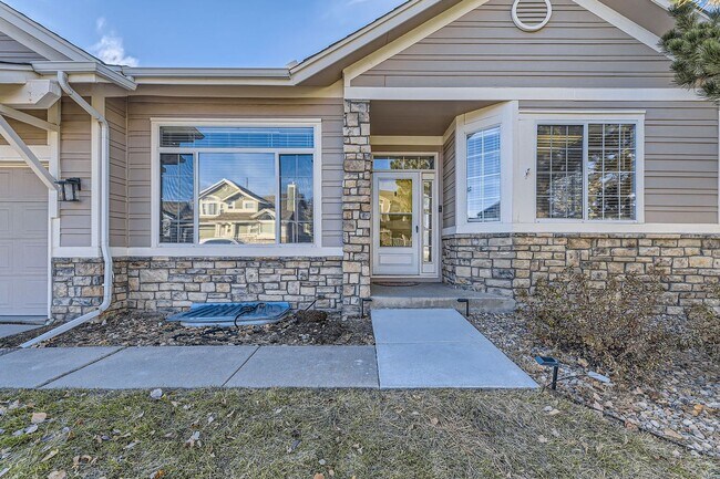 Building Photo - Spacious 4 Bed/ 3 Bath Home with Finished Basement