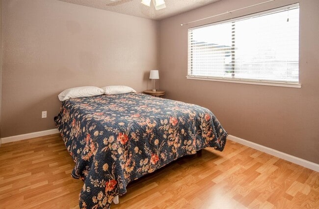 Building Photo - Southwest Woodland Home For Rent