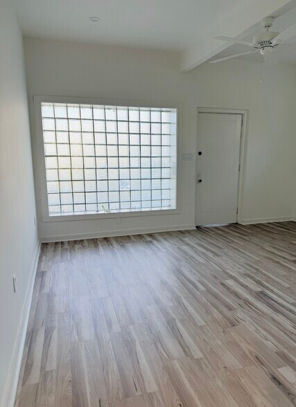 Building Photo - 3012 Castiglione St