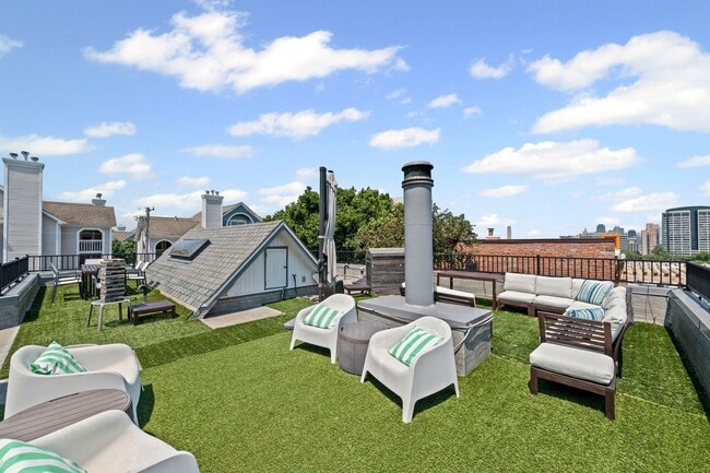 Building Photo - Amazing Union Hill Single Family Home