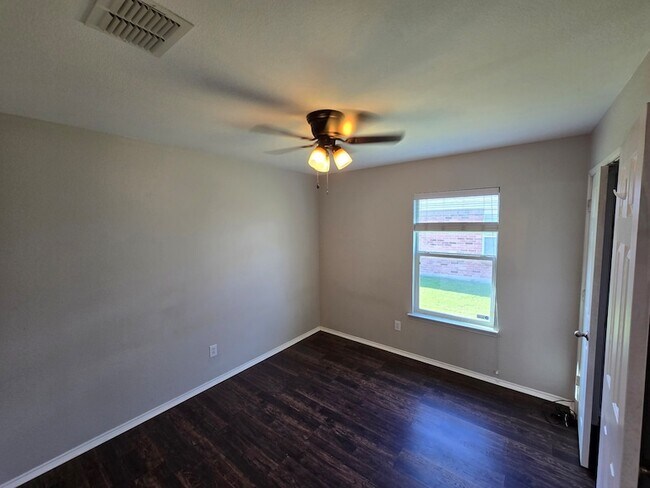 Building Photo - 12600 Pricklybranch Dr