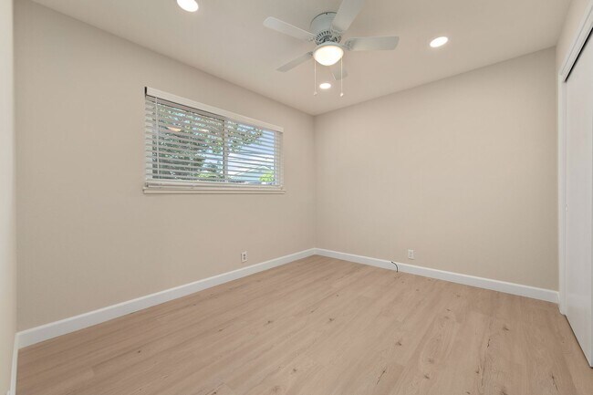 Building Photo - Remodeled 3BD/2BA Home with Award Winning Schools!