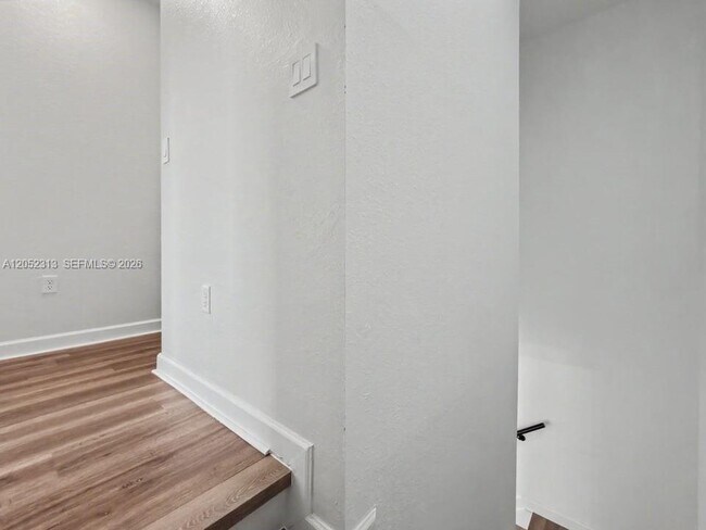 Building Photo - 25545 SW 109th Ave