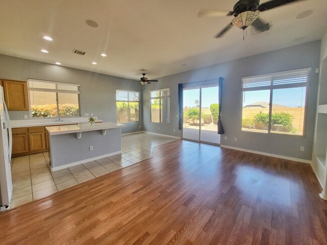 Building Photo - 47 Fountainhead Cir