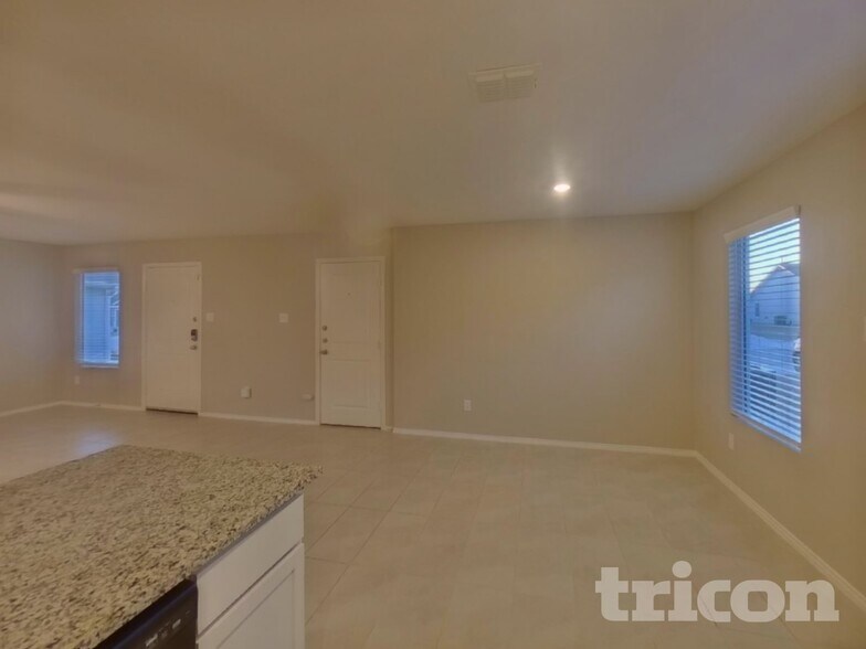 Building Photo - 11832 Mancos Trl