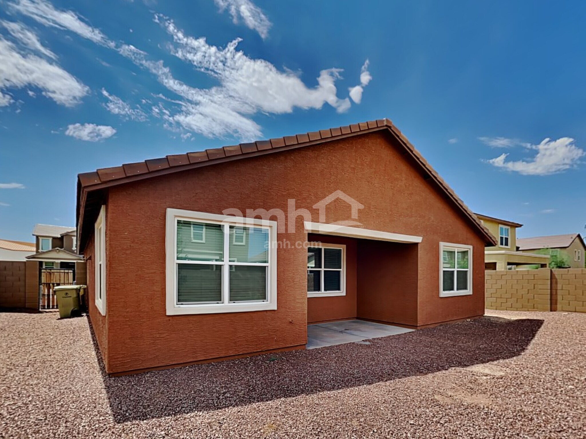 Building Photo - 5962 W Columbine Dr