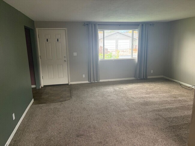 Building Photo - KeBr01 ~ 486/488 52nd Street