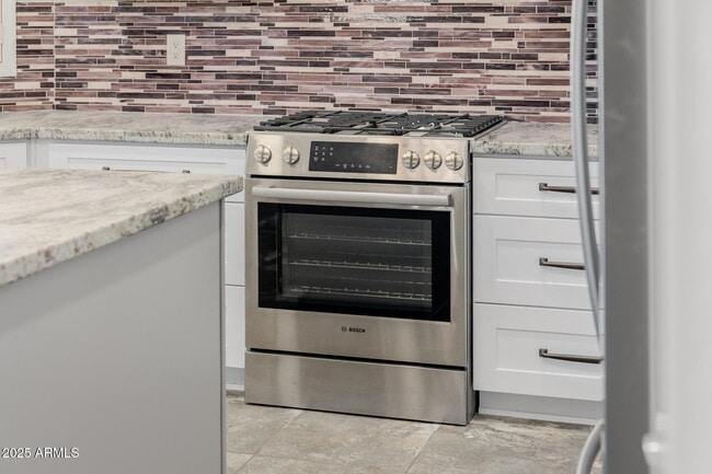 Building Photo - 16809 S 33rd Way