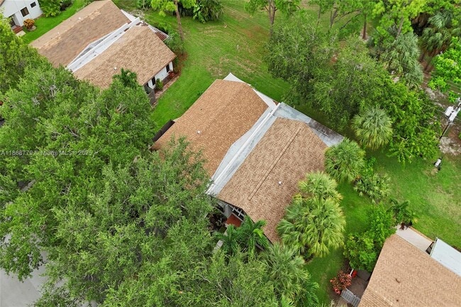 Building Photo - 3821 Arelia Dr