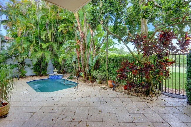 Building Photo - 4230 NW 60th Dr