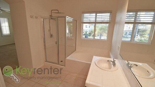 Building Photo - Poway Unified School District | Townhouse in The 4S Ranch| Quick and convenient access to SR-56