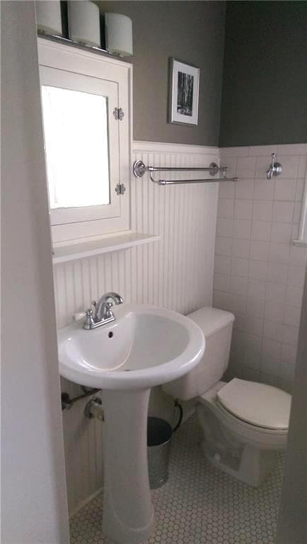 Building Photo - 808 Edgecliff Terrace