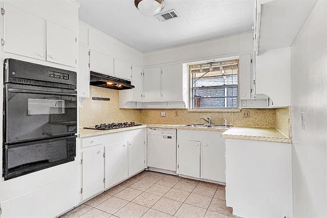 Building Photo - 403 Daisy Dr