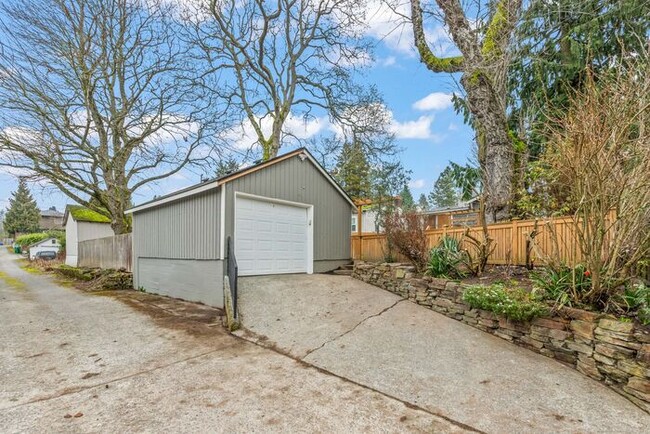 Building Photo - Charming Cottage in West Seattle's Highly ...