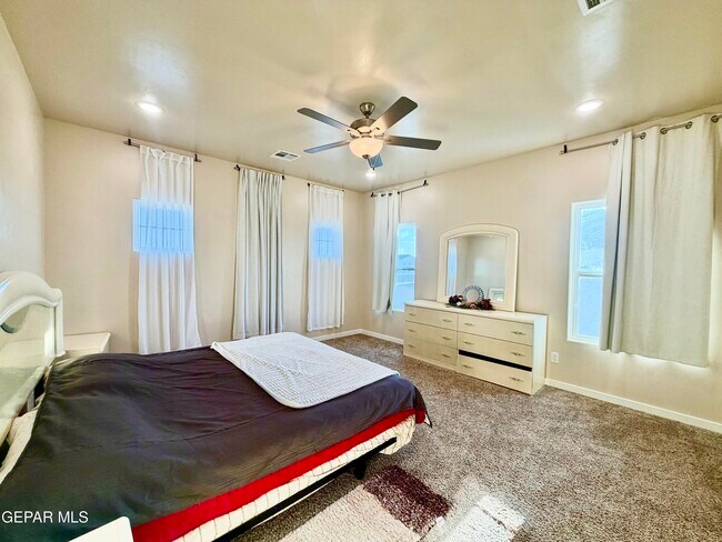Building Photo - 13873 Sky Harbor Ave