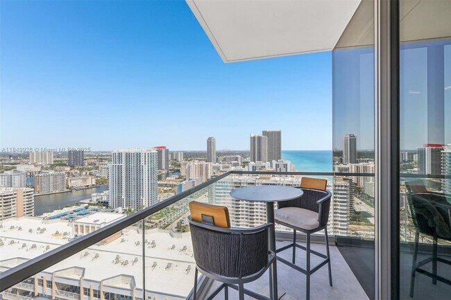 Building Photo - 2000 S Ocean Dr
