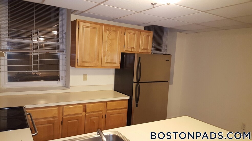 Building Photo - 1622 Massachusetts Ave