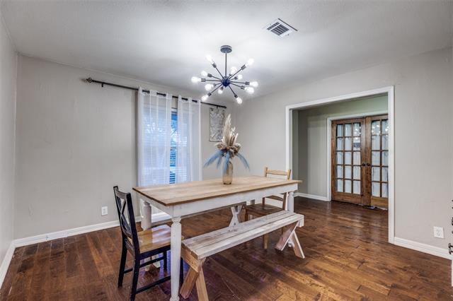 Building Photo - 1507 Greenbrier Dr