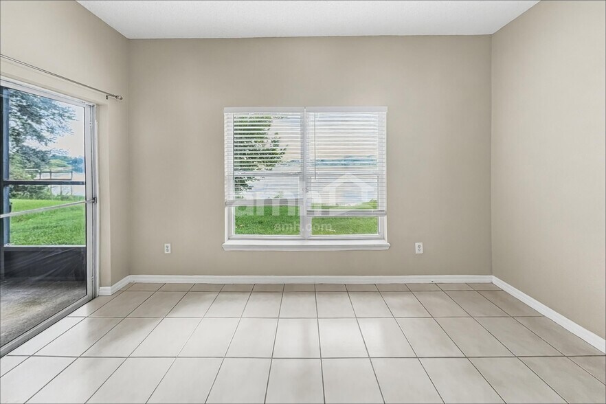 Building Photo - 4470 Waterside Pointe Cir