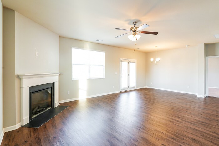 Building Photo - 217 Autumn Terrace Ln