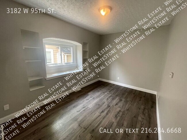 Building Photo - 3182 W 95th St