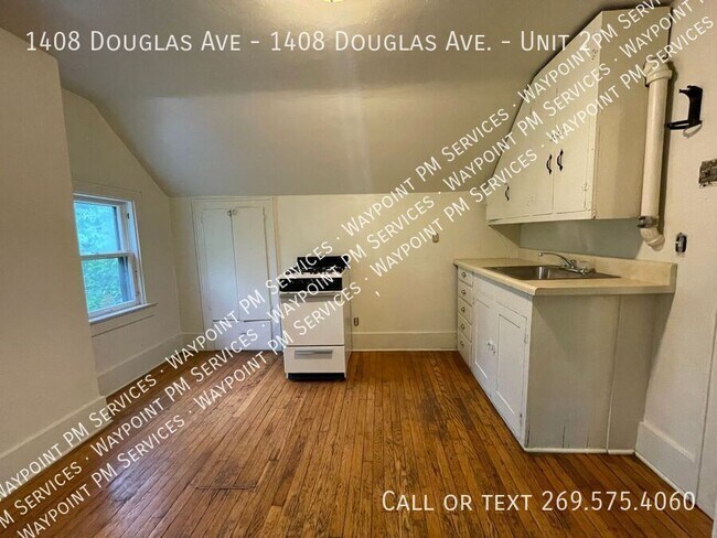 Building Photo - 1408 Douglas Ave