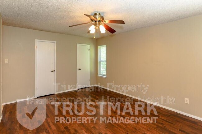 Building Photo - 1230 Preswick Cir