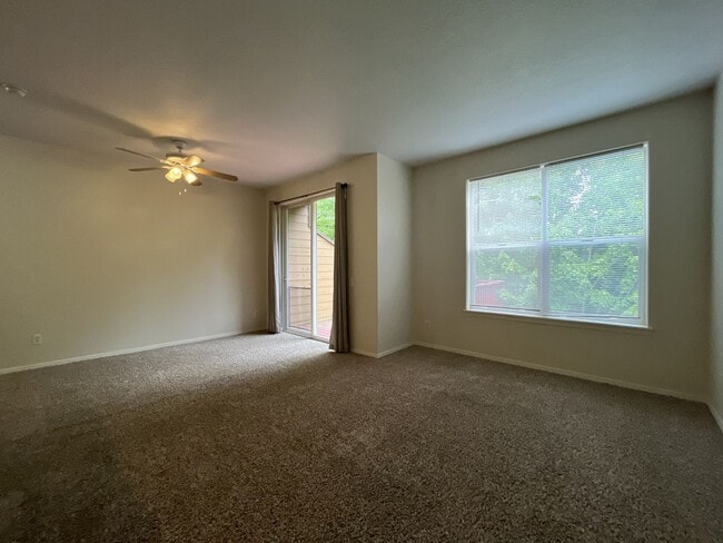 Building Photo - Spacious Three-Story Townhome Near Orenco Station with Attached Garage, Private Balcony, and Vaul...