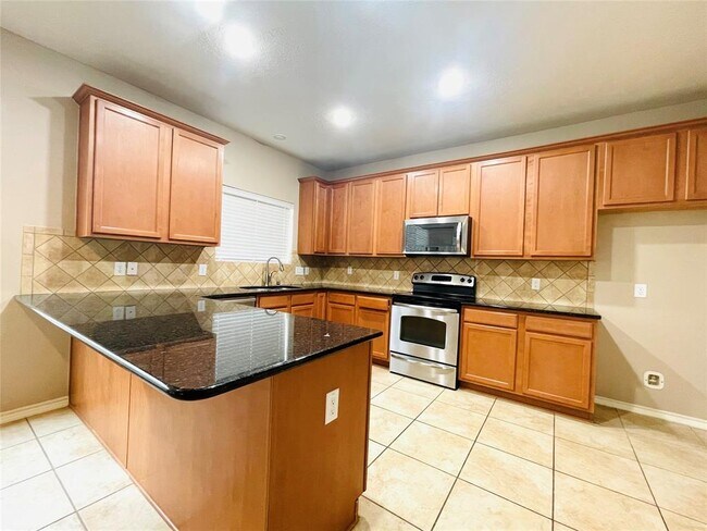 Building Photo - 13710 Clear Trail Ln