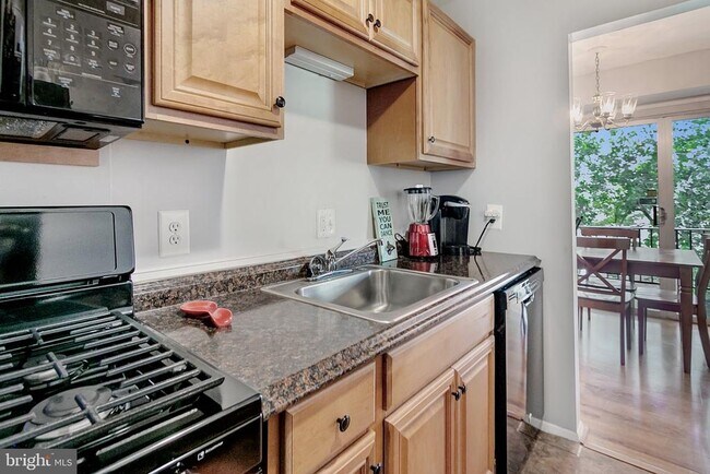 Building Photo - 3750 Bel Pre Rd