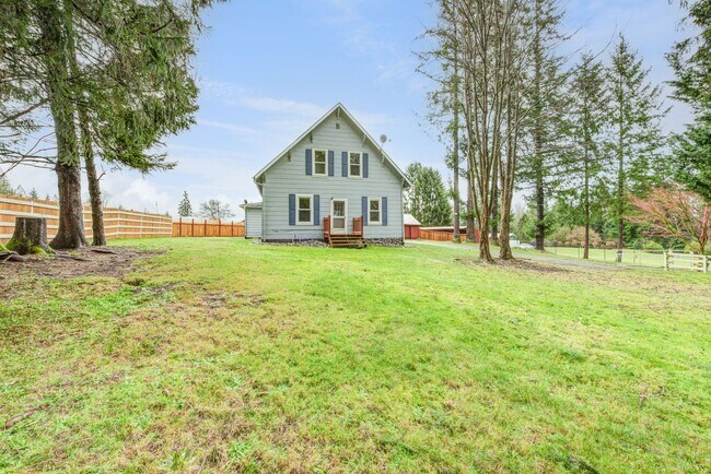 Building Photo - 11825 Woods Lake Rd