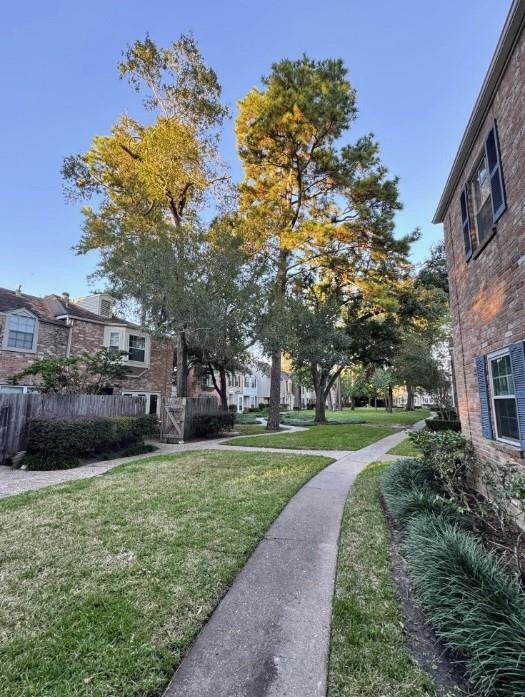 Building Photo - 13004 Trail Hollow Dr