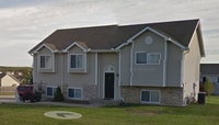 Building Photo - Coming Soon – Spacious Northland Single-Family Home!