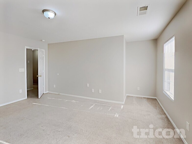 Building Photo - 4628 Meadowfield Rd