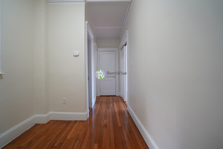 Building Photo - 1175 Boylston St