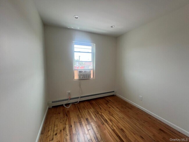 Building Photo - 48-32 59th St