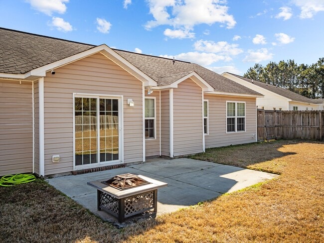 Building Photo - 101 Berwick Ct